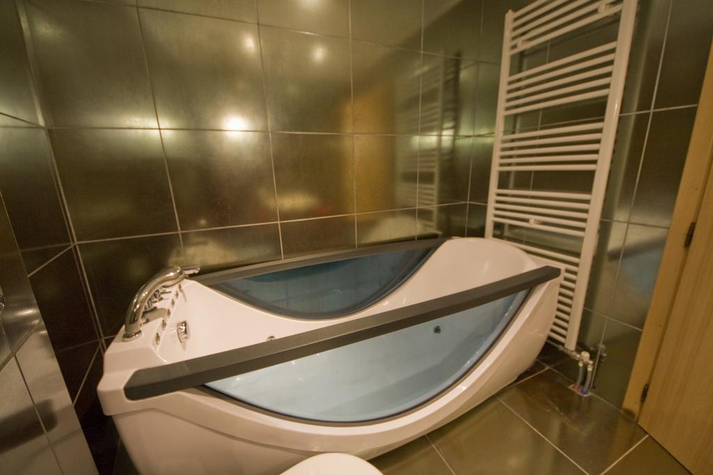Onar Guesthouse Agios Athanasios  Exterior photo